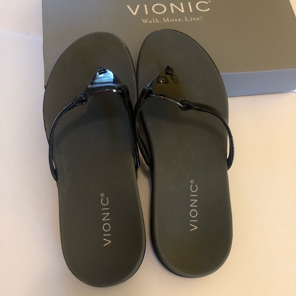 Vionic Raysa Women’s Toe Post Supportive Sandals
